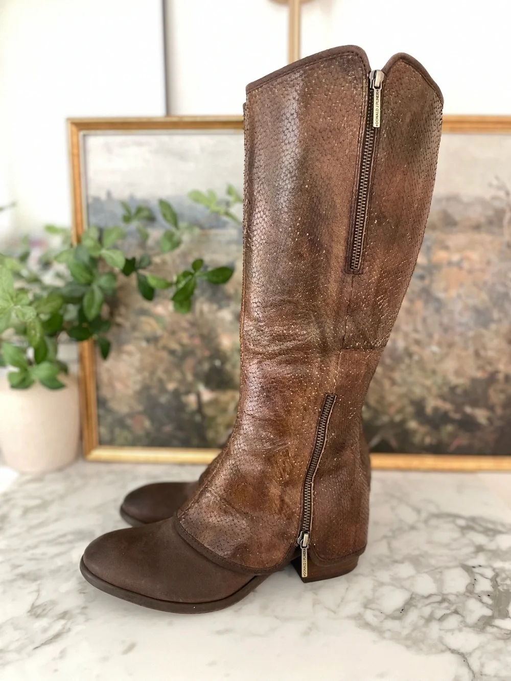Donald Pliner Devi Brown Leather Snake Skin Distressed Knee High Boots Size 8